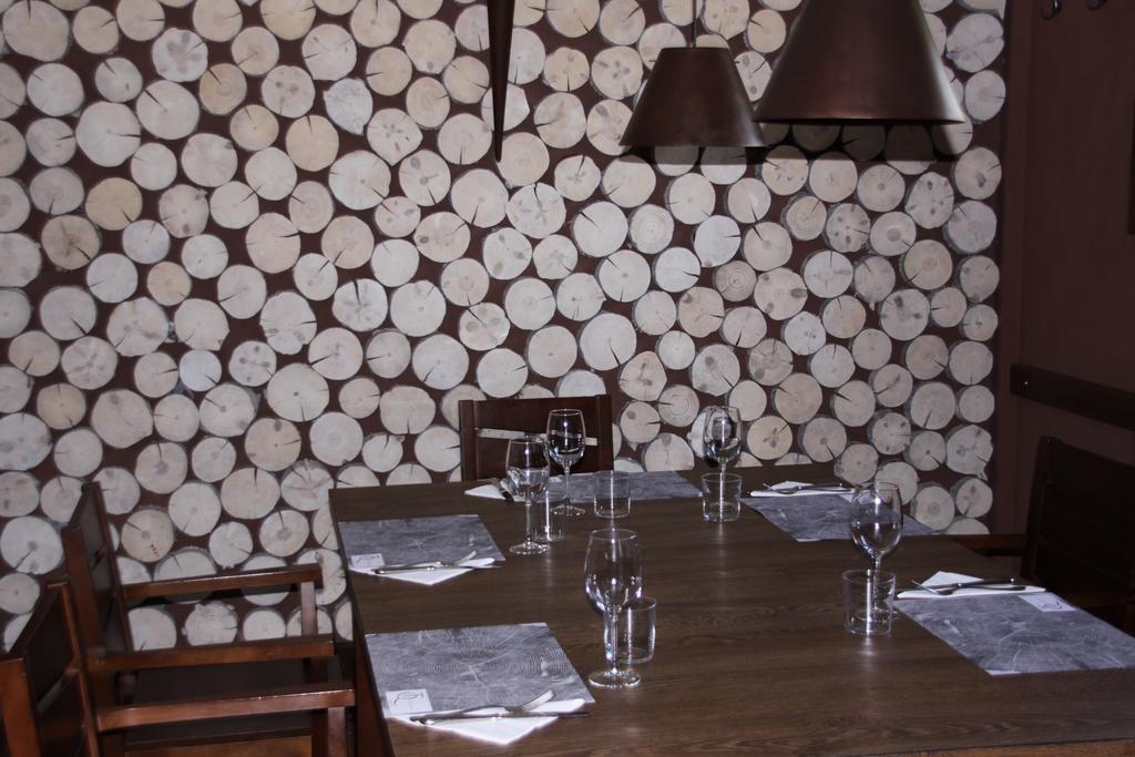 Apartahotel Tres Quinones Sallent de Gállego Esterno foto